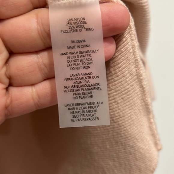 Vila Milano Pink Long sleeve wool blend sparkle embellished sleeve sweater large - Picture 5 of 7